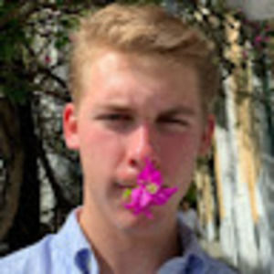 Meet your Posher, Zachary